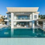 فيلا للبيع في ماربيا - oasis villa