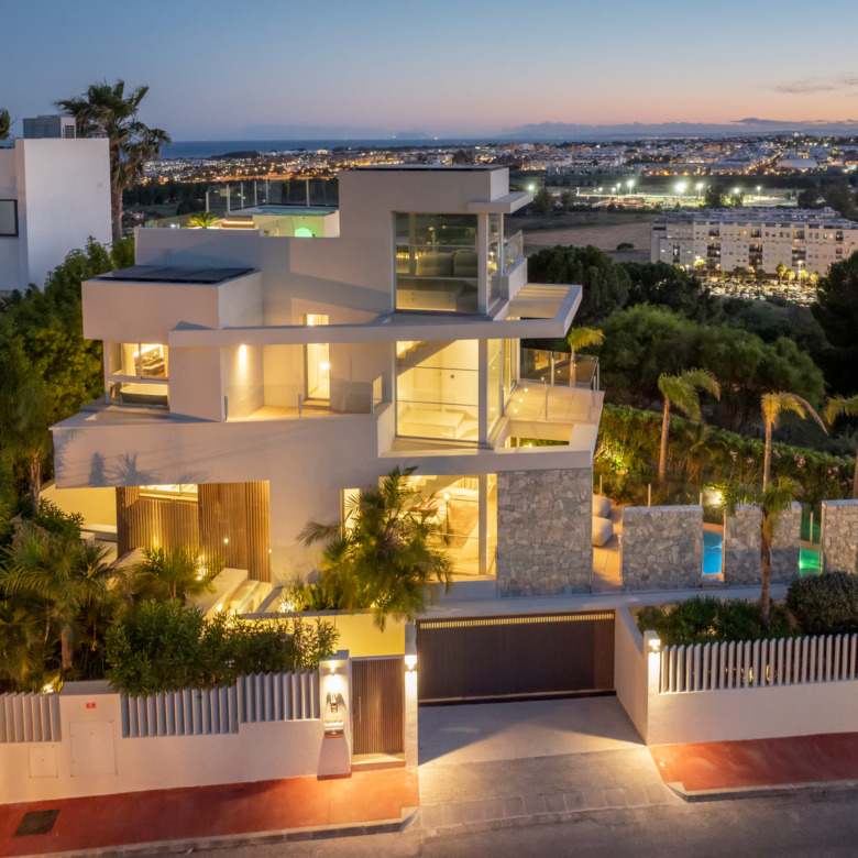 Real Estate Investment Volume in Spain in 2026: Why Did Global Funds Choose It?
